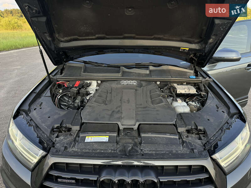 Внедорожник / Кроссовер Audi Q7 2017 в Ковеле