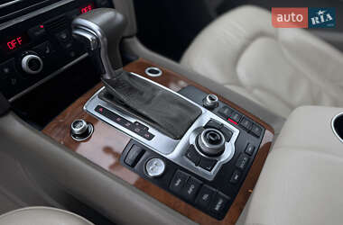 Внедорожник / Кроссовер Audi Q7 2013 в 