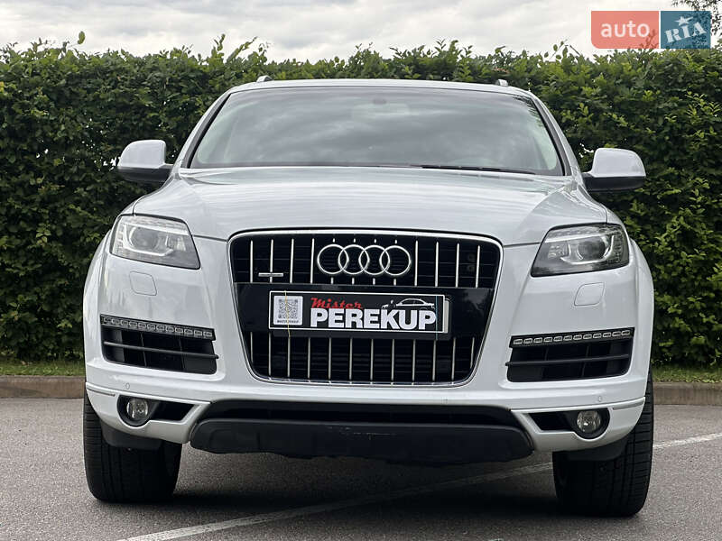 Внедорожник / Кроссовер Audi Q7 2014 в Киеве