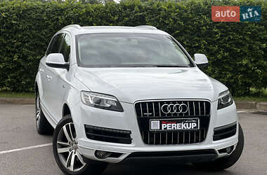 Внедорожник / Кроссовер Audi Q7 2014 в 