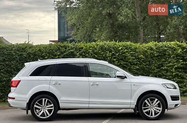 Внедорожник / Кроссовер Audi Q7 2014 в 