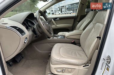Внедорожник / Кроссовер Audi Q7 2014 в 