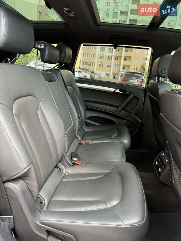 Внедорожник / Кроссовер Audi Q7 2011 в Киеве