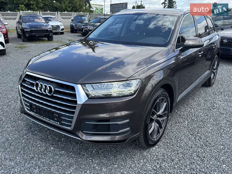 Внедорожник / Кроссовер Audi Q7 2015 в Тернополе
