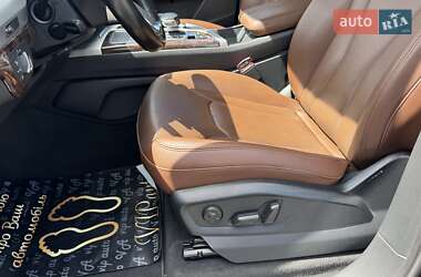 Внедорожник / Кроссовер Audi Q7 2015 в 