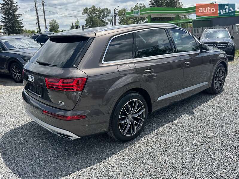Внедорожник / Кроссовер Audi Q7 2015 в Тернополе