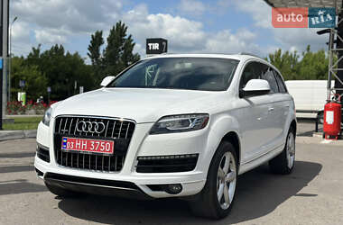 Внедорожник / Кроссовер Audi Q7 2012 в 