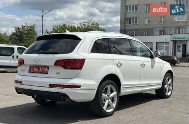 Внедорожник / Кроссовер Audi Q7 2012 в 