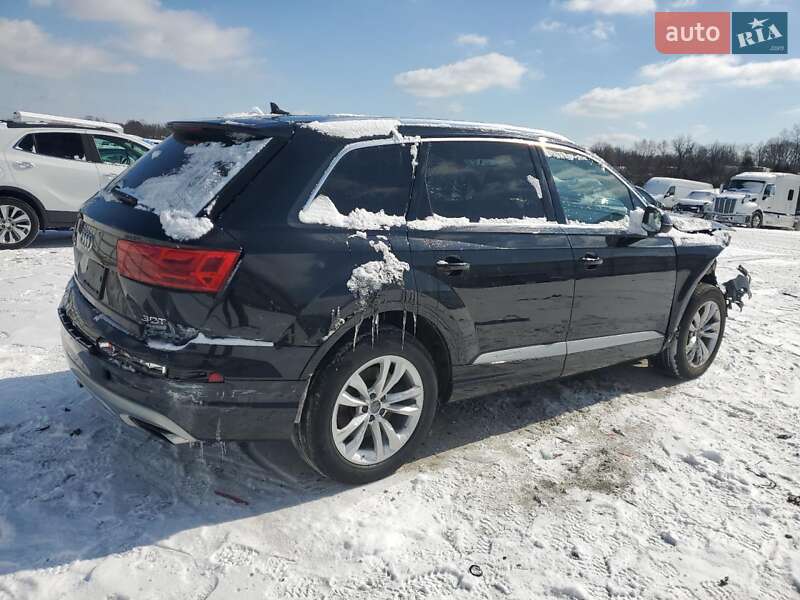 Внедорожник / Кроссовер Audi Q7 2017 в Стрые