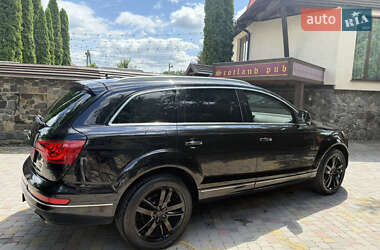 Внедорожник / Кроссовер Audi Q7 2010 в 
