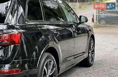 Внедорожник / Кроссовер Audi Q7 2023 в 