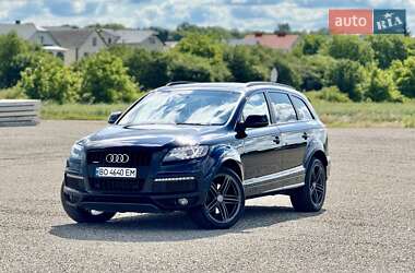 Внедорожник / Кроссовер Audi Q7 2012 в 