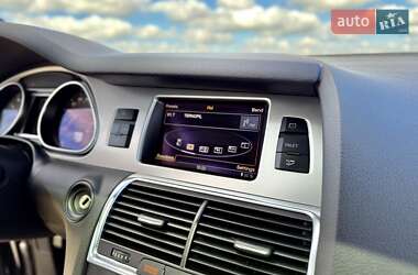 Внедорожник / Кроссовер Audi Q7 2012 в 