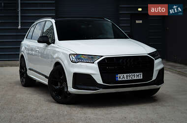 Позашляховик / Кросовер Audi Q7 2023 в Києві