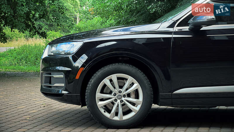 Позашляховик / Кросовер Audi Q7 2016 в Коломиї