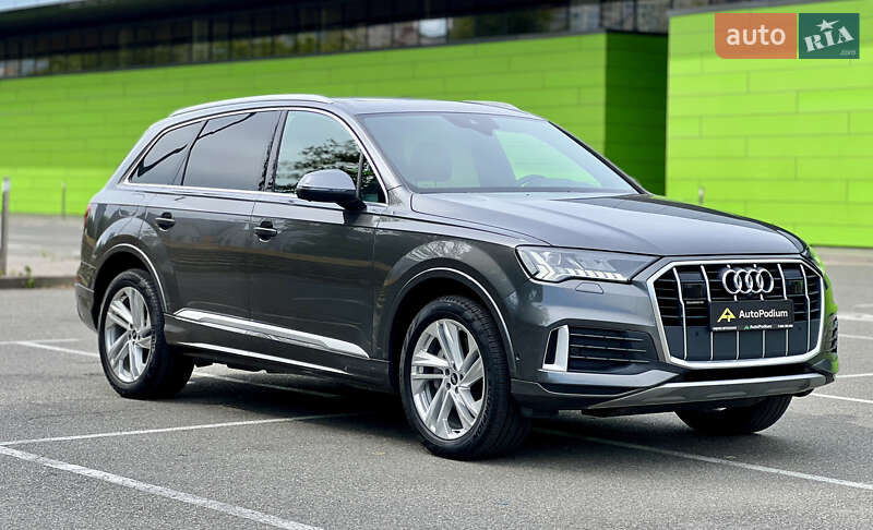 Позашляховик / Кросовер Audi Q7 2021 в Києві