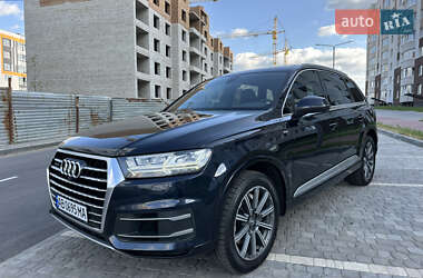 Позашляховик / Кросовер Audi Q7 2016 в 