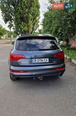Позашляховик / Кросовер Audi Q7 2012 в 