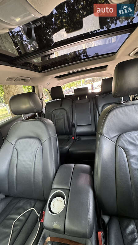 Внедорожник / Кроссовер Audi Q7 2011 в Измаиле