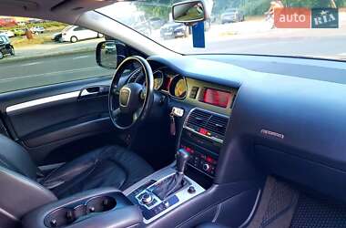 Внедорожник / Кроссовер Audi Q7 2007 в 