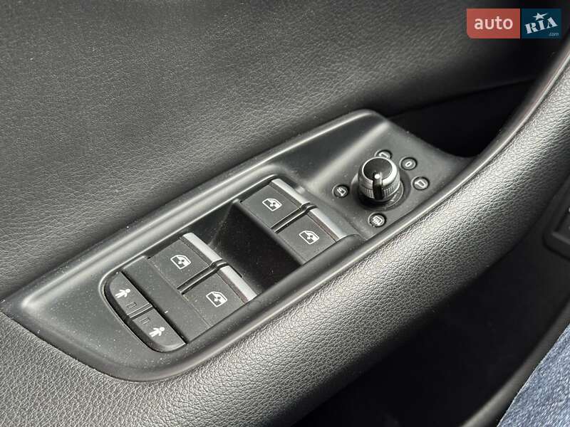 Внедорожник / Кроссовер Audi Q7 2017 в Киеве