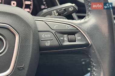 Позашляховик / Кросовер Audi Q7 2017 в 