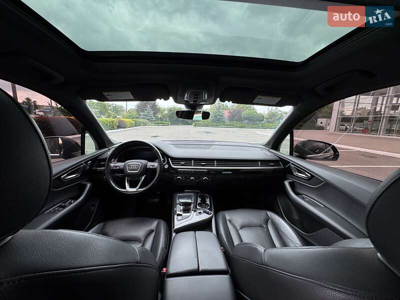 Внедорожник / Кроссовер Audi Q7 2017 в Киеве