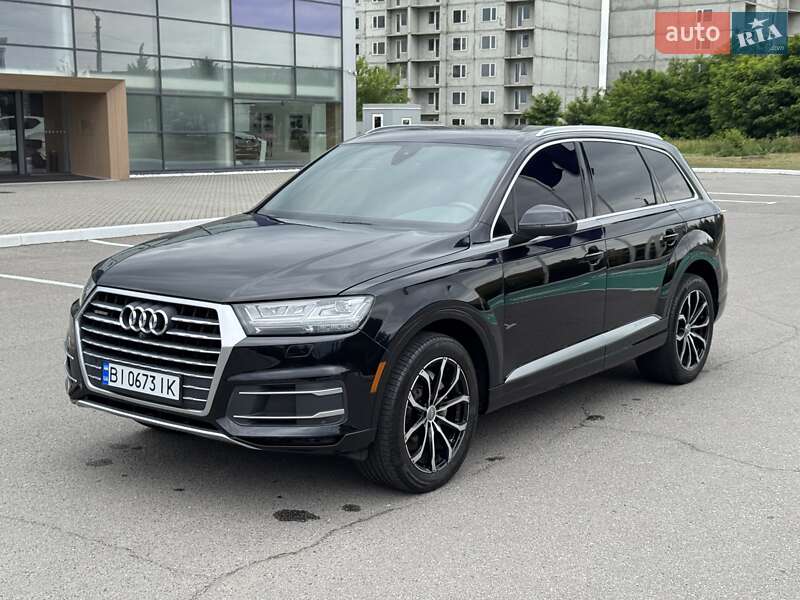 Внедорожник / Кроссовер Audi Q7 2017 в Киеве