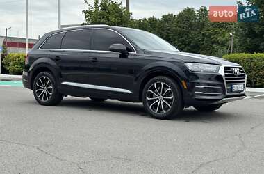 Позашляховик / Кросовер Audi Q7 2017 в 