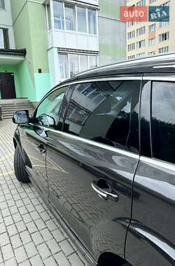 Внедорожник / Кроссовер Audi Q7 2014 в 