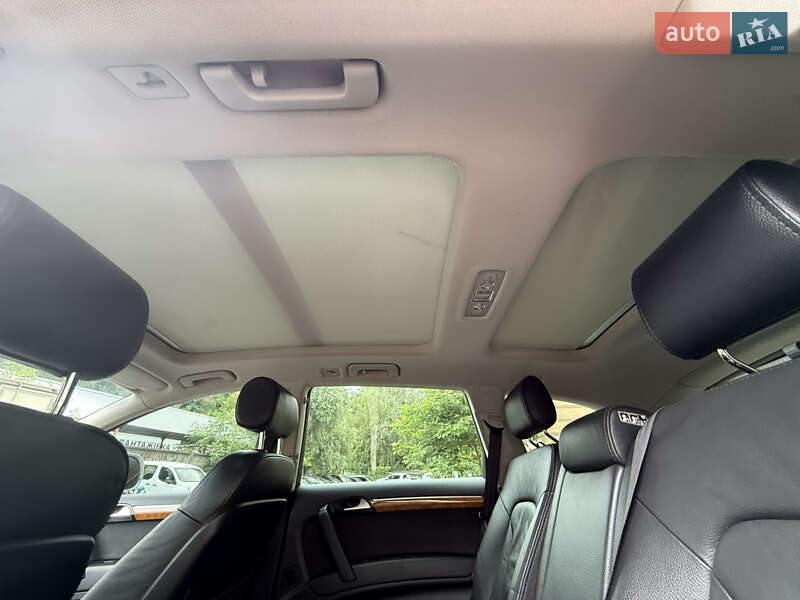 Позашляховик / Кросовер Audi Q7 2014 в Києві