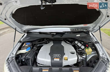 Внедорожник / Кроссовер Audi Q7 2014 в 