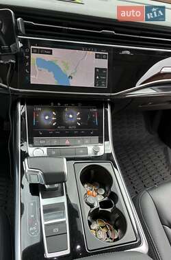 Внедорожник / Кроссовер Audi Q7 2020 в 