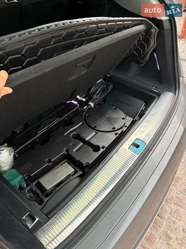 Внедорожник / Кроссовер Audi Q7 2020 в Фастове