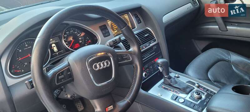 Внедорожник / Кроссовер Audi Q7 2011 в Львове
