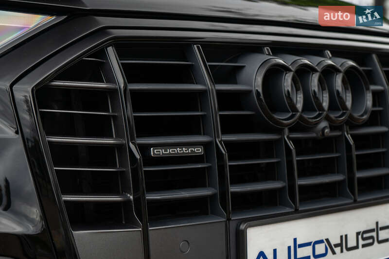 Внедорожник / Кроссовер Audi Q7 2020 в Киеве