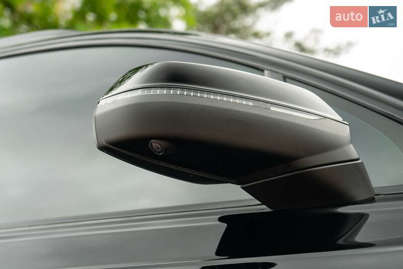 Внедорожник / Кроссовер Audi Q7 2020 в Киеве