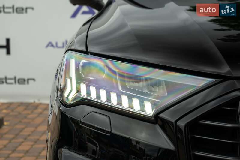 Внедорожник / Кроссовер Audi Q7 2020 в Киеве