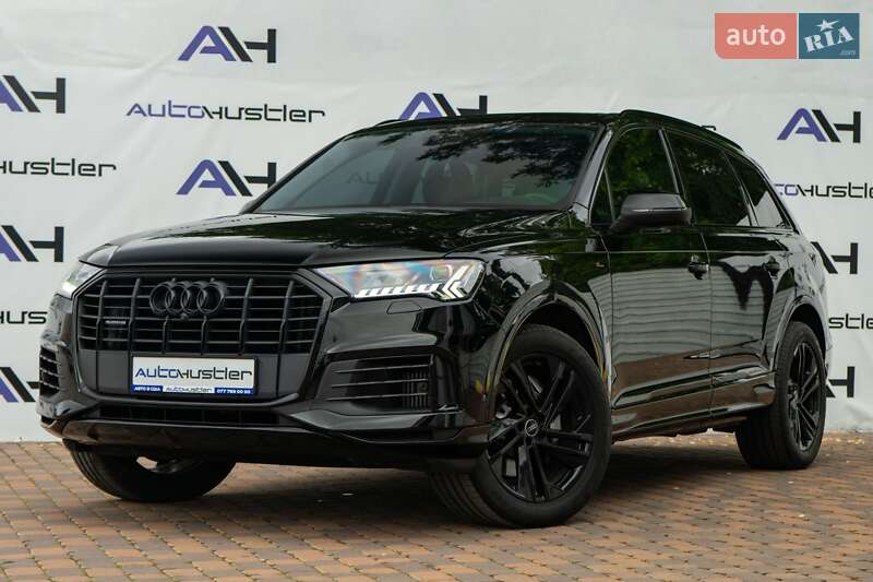Внедорожник / Кроссовер Audi Q7 2020 в Киеве