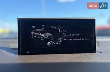 Внедорожник / Кроссовер Audi Q7 2016 в 