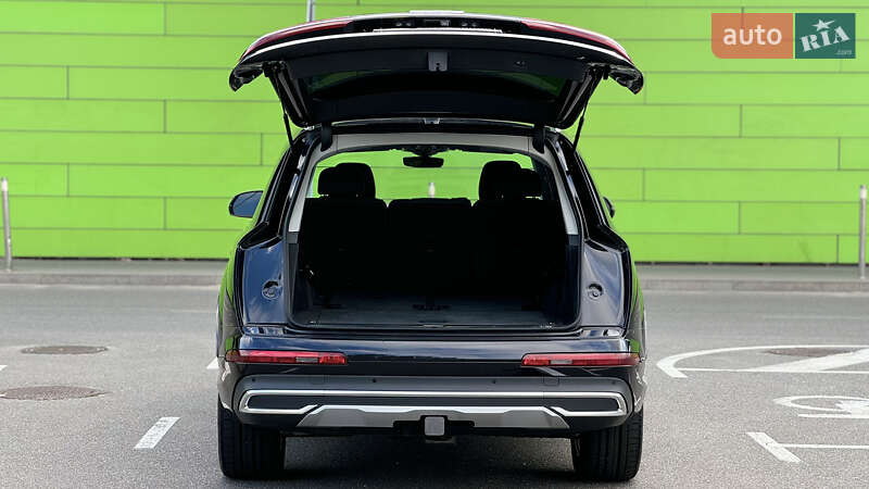 Позашляховик / Кросовер Audi Q7 2019 в Києві фото 36 Позашляховик / Кросовер Audi Q7 2019 в Києві