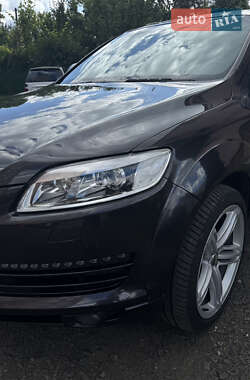 Внедорожник / Кроссовер Audi Q7 2006 в 