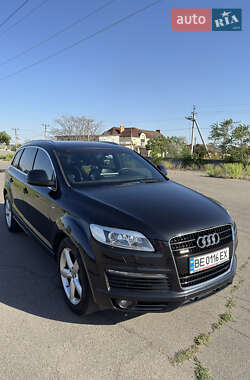 Внедорожник / Кроссовер Audi Q7 2008 в 