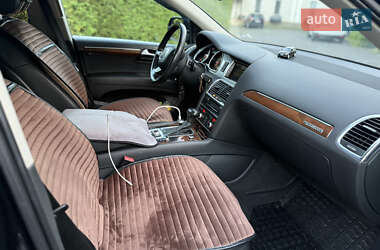 Внедорожник / Кроссовер Audi Q7 2012 в 