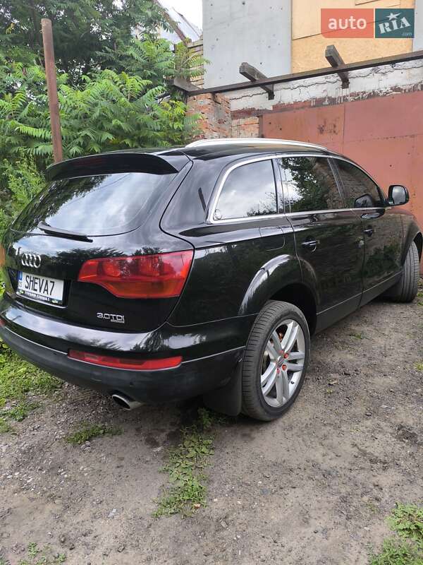 Внедорожник / Кроссовер Audi Q7 2007 в Чернигове