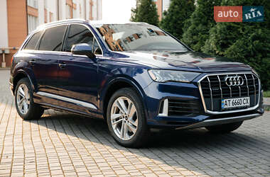 Внедорожник / Кроссовер Audi Q7 2020 в 