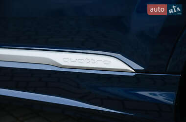 Внедорожник / Кроссовер Audi Q7 2020 в 