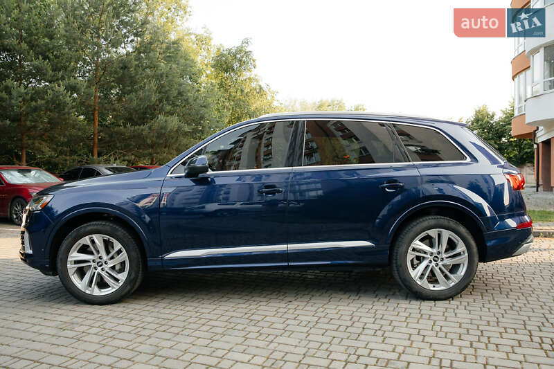 Позашляховик / Кросовер Audi Q7 2020 в Івано-Франківську