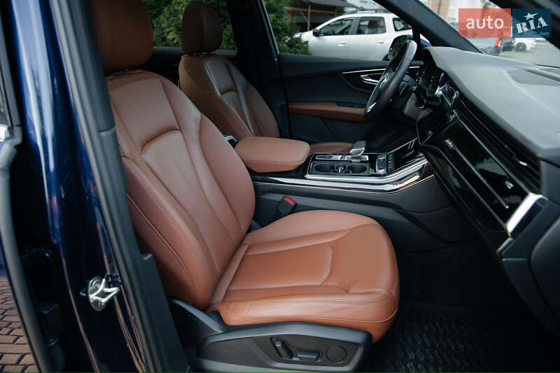 Позашляховик / Кросовер Audi Q7 2020 в Івано-Франківську