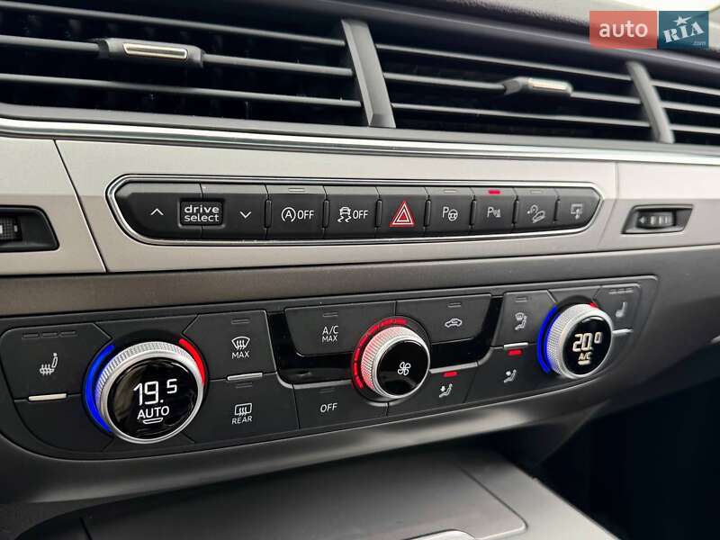 Внедорожник / Кроссовер Audi Q7 2016 в Киеве